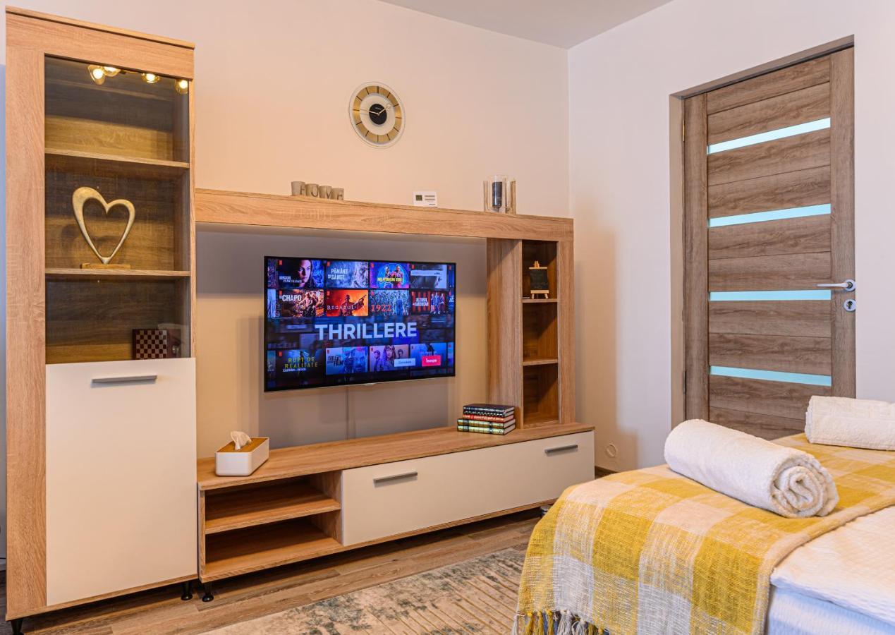 Luxury Studios - Soarelui 10 Brașov Exterior foto